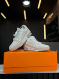 LV Trainer Blanco con Beige G5