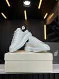 Alexander MC Oversized Blancos con Negro G5